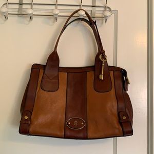 Fossil leather purse